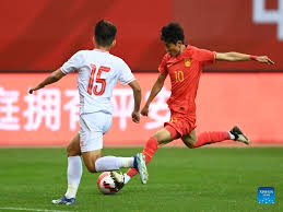 曝周琦完成眼角膜缝合手术 4年前视网膜裂孔.